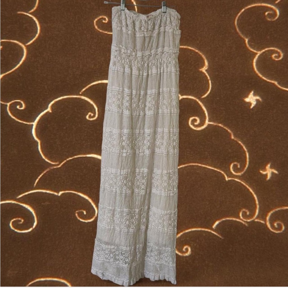 White Cottagecore Chic Elegant Strapless Lace Maxi Dress